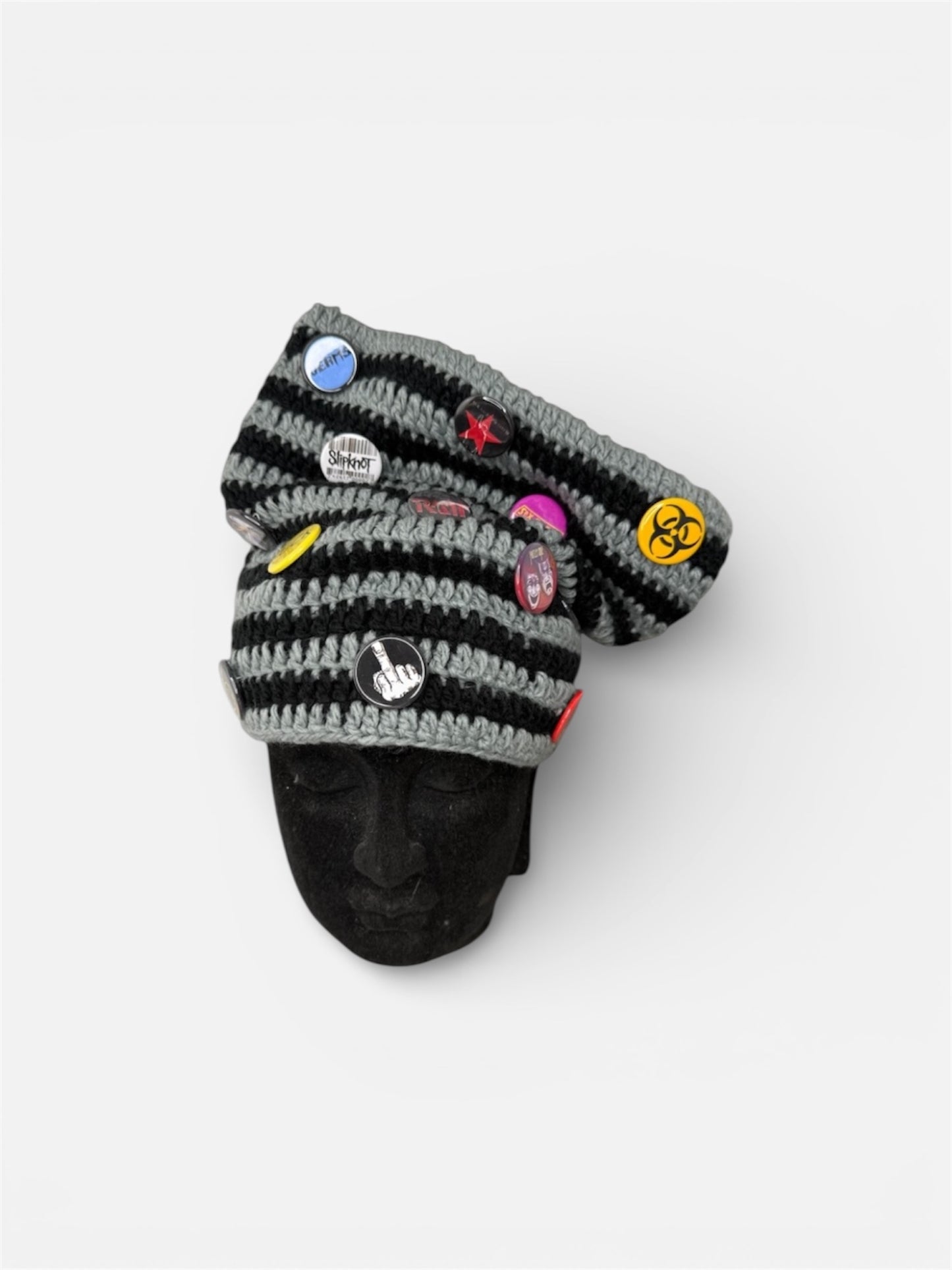 GREY & BLACK ECL SRC BEANIE